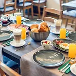 Landgasthof Waldrast Hotel