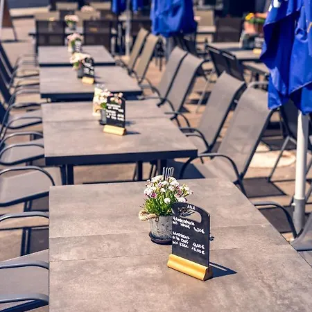 Landgasthof Waldrast Otel Vöhrenbach