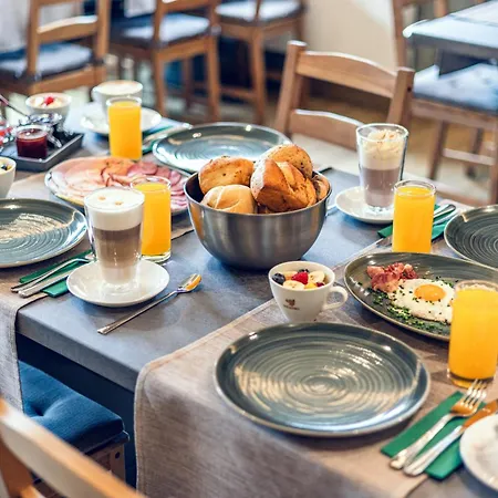 Landgasthof Waldrast Otel