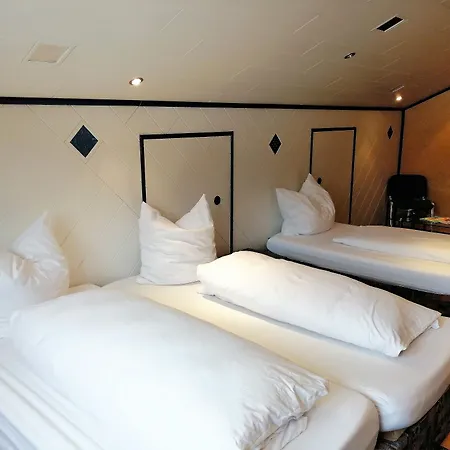 Otel Landgasthof Waldrast